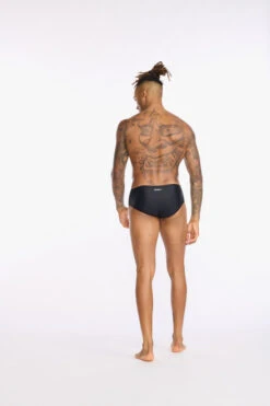 2XU - Propel Racer - Men's - Black/White - 2023 21 2XU - Propel Racer - Men's - Black/White - 2023 -ORCA Shop MS6644b BLK WHT 07 78240.1645200988